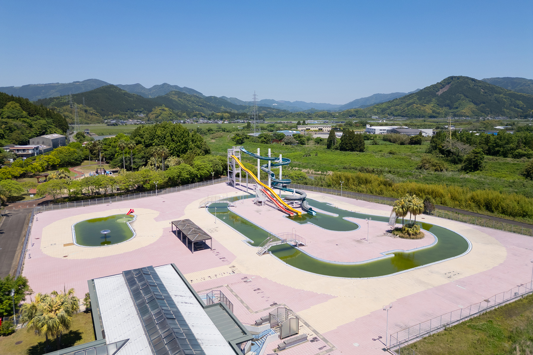 日南総合運動公園　遊泳プール