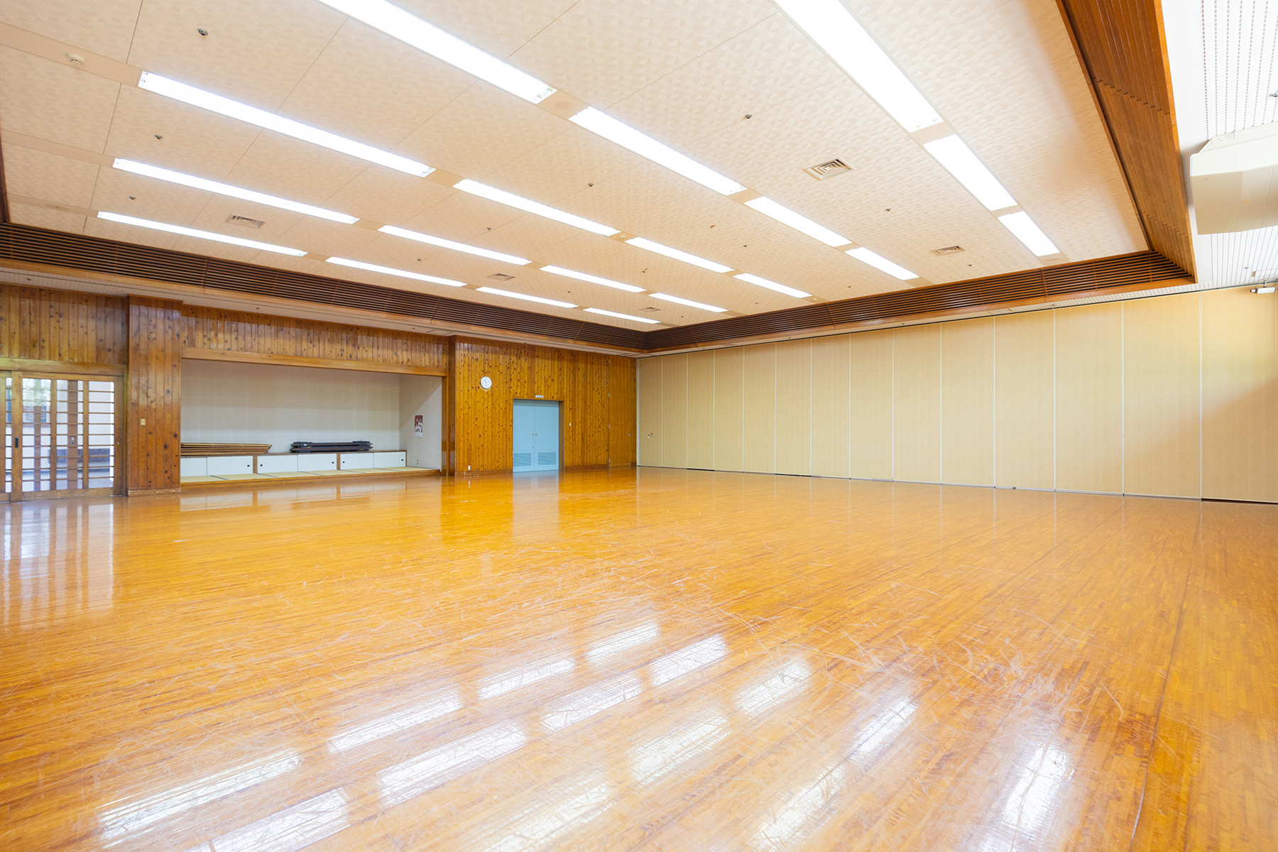 日南総合運動公園　多目的体育館